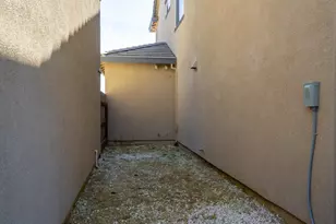 2350 Sheldon Dr, Fairfield, CA 94533 - Photo 41