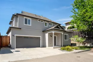 14 W Brookside Dr, Cloverdale, CA 95425 - Photo 1