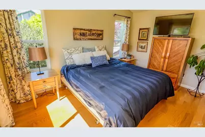 821 Rolling Hill Drive, Petaluma, CA 94954 - Photo 17