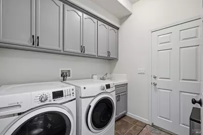 104 Village Oaks Court, Healdsburg, CA 95448 - Photo 23