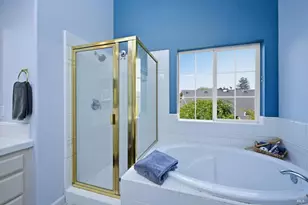 104 Village Oaks Ct, Healdsburg, CA 95448 - Photo 31