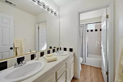 104 Village Oaks Court, Healdsburg, CA 95448 - Photo 37