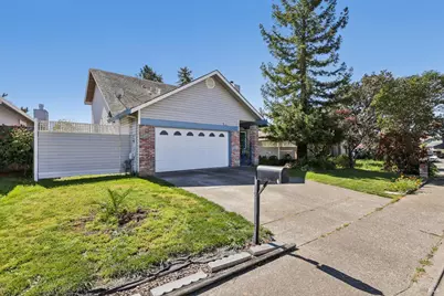 1553 Holly Avenue, Rohnert Park, CA 94928 - Photo 27