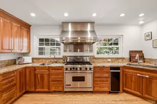 1038 Lorraine Dr, Napa, CA 94558 - Photo 17