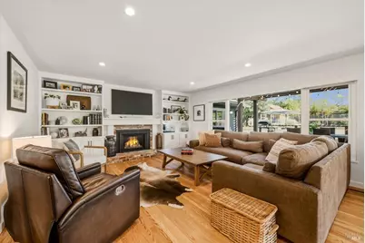 1038 Lorraine Drive, Napa, CA 94558 - Photo 9