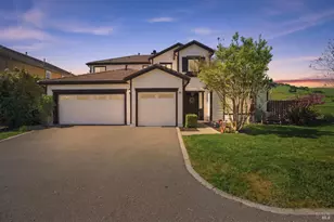 836 Antiquity Dr, Fairfield, CA 94534 - Photo 3