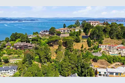 107 Mt Tiburon Road, Tiburon, CA 94920 - Photo 3