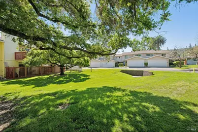 74 Salvatore Drive, Novato, CA 94949 - Photo 3