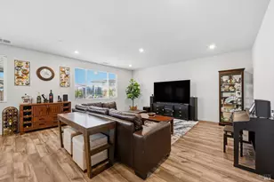 1685 Blossom Way, Dixon, CA 95620 - Photo 23