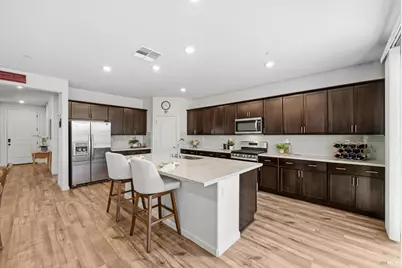 1685 Blossom Way, Dixon, CA 95620 - Photo 9