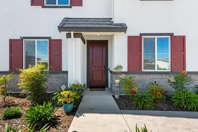 1685 Blossom Way, Dixon, CA 95620 - Photo 5