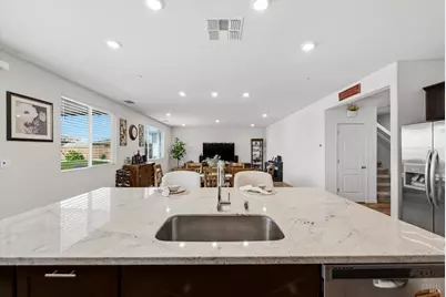 1685 Blossom Way, Dixon, CA 95620 - Photo 13