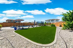 1685 Blossom Way, Dixon, CA 95620 - Photo 57