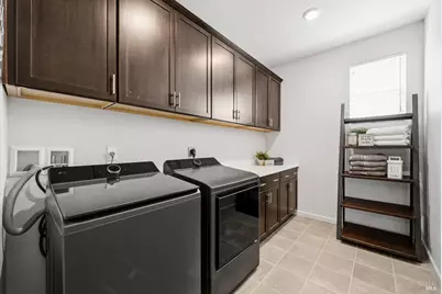 1685 Blossom Way, Dixon, CA 95620 - Photo 45