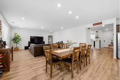 1685 Blossom Way, Dixon, CA 95620 - Photo 19