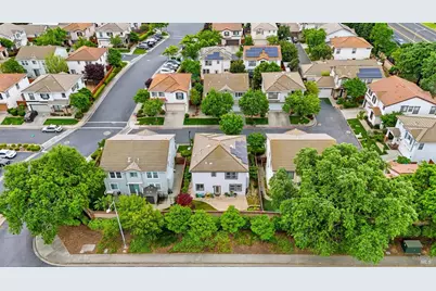 110 Chimney Rock Drive, Vacaville, CA 95687 - Photo 45