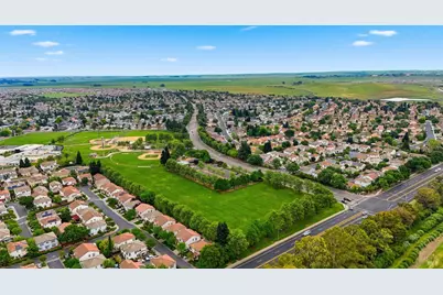 110 Chimney Rock Drive, Vacaville, CA 95687 - Photo 47