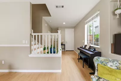 110 Chimney Rock Drive, Vacaville, CA 95687 - Photo 7