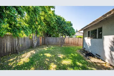 289 Belford Place, Vacaville, CA 95687 - Photo 35