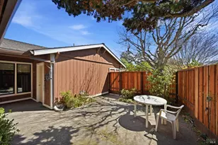 2168 Clay St, Napa, CA 94559 - Photo 25