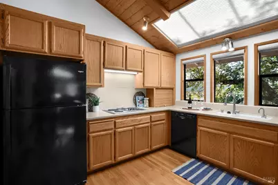 1835 San Ramon Way, Santa Rosa, CA 95409 - Photo 17