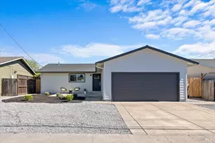 1622 Weaverly Dr, Petaluma, CA 94954 - Photo 1