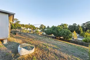 2704 Ridge Rd, San Pablo, CA 94806 - Photo 33