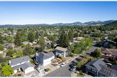 4808 Foxglove Court, Santa Rosa, CA 95405 - Photo 31