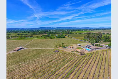 590 Pleasant Avenue, Santa Rosa, CA 95403 - Photo 53