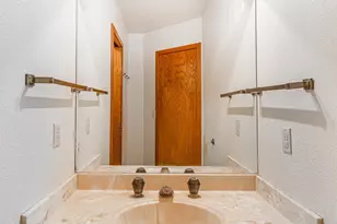 590 Pleasant Ave, Santa Rosa, CA 95403 - Photo 45