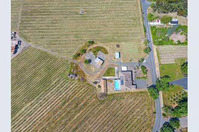 590 Pleasant Avenue, Santa Rosa, CA 95403 - Photo 57