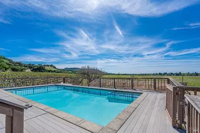 590 Pleasant Avenue, Santa Rosa, CA 95403 - Photo 13