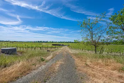 590 Pleasant Avenue, Santa Rosa, CA 95403 - Photo 69