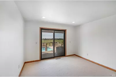 590 Pleasant Avenue, Santa Rosa, CA 95403 - Photo 29