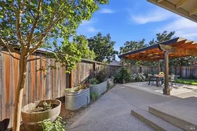 198 Valencia Way, Windsor, CA 95492 - Photo 35