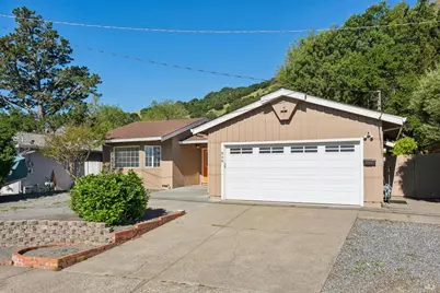 546 Pinewood Drive, San Rafael, CA 94903 - Photo 3