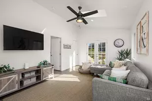 16530 Laughlin Rd, Guerneville, CA 95446 - Photo 33