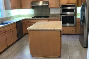 80 Pinheiro Cir, Novato, CA 94945 - Photo 5