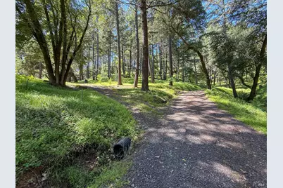 18900 Armstrong Woods Road, Guerneville, CA 95446 - Photo 19