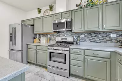 5089 Falls Court, Fairfield, CA 94534 - Photo 7