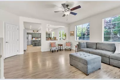 5089 Falls Court, Fairfield, CA 94534 - Photo 11