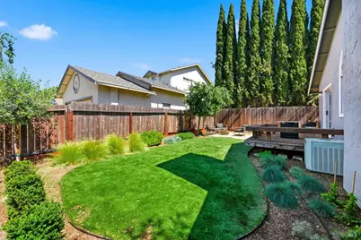 350 Jacaranda Drive, Suisun City, CA 94585 - Photo 35