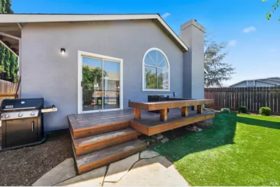 350 Jacaranda Drive, Suisun City, CA 94585 - Photo 29