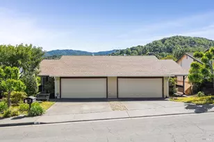 19 Shannon Ct, Novato, CA 94949 - Photo 33