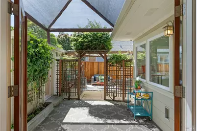 914 W 6th Street, Benicia, CA 94510 - Photo 29