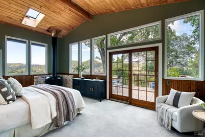 135 Martens Boulevard, San Rafael, CA 94901 - Photo 15