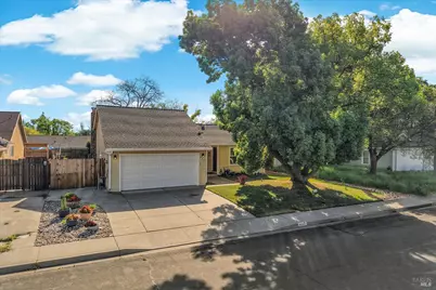 427 Temple Drive, Vacaville, CA 95687 - Photo 3