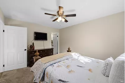 427 Temple Drive, Vacaville, CA 95687 - Photo 37