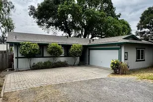 424 Mason St, Healdsburg, CA 95448 - Photo 1