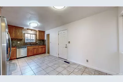 4872 Canyon Drive, Santa Rosa, CA 95409 - Photo 7